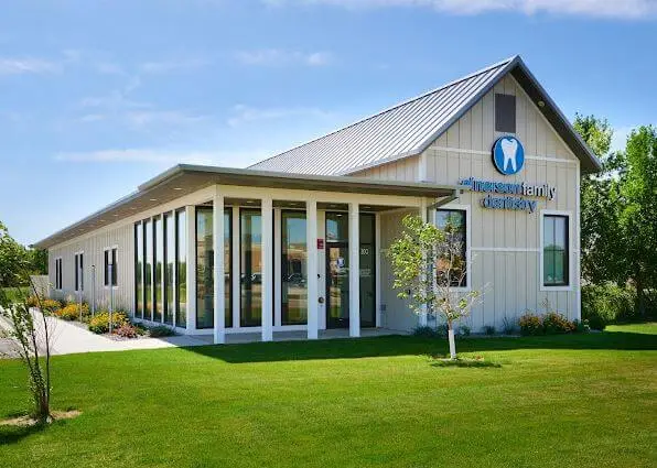 Exterior of Einerson Family Dentistry office